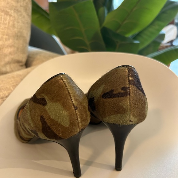 Banana Republic mid heels pumps - Picture 4 of 6